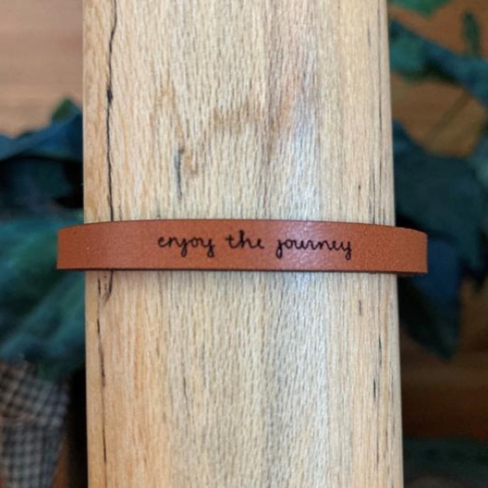 Enjoy the Journey - Leather Bracelet